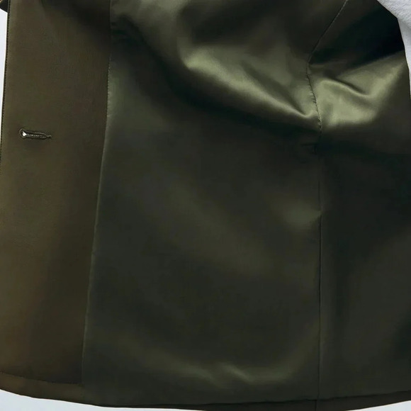 Army Green Elegant Women's Front Button Pocket Belted Long Sleeve Blazer Jacket - Picture 8 of 8